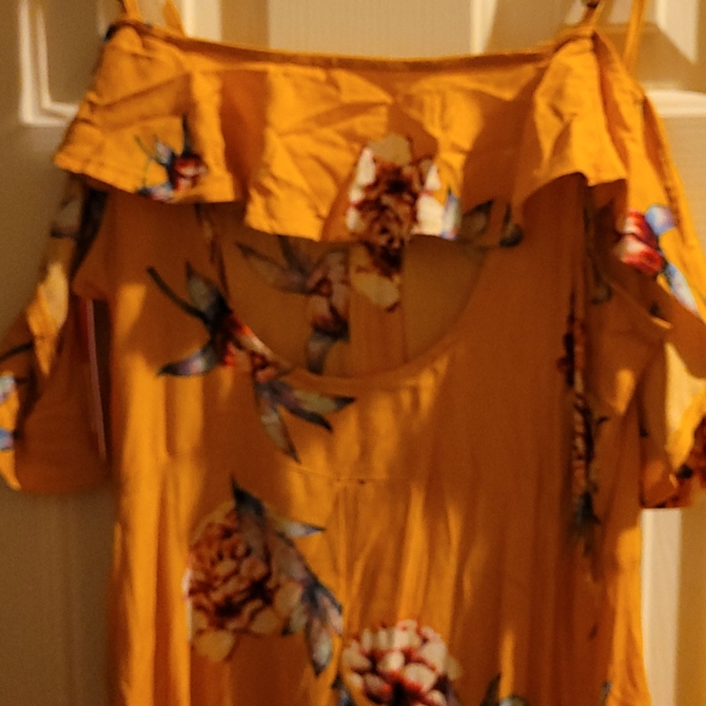 Brand New Dress - Picture 3 of 4